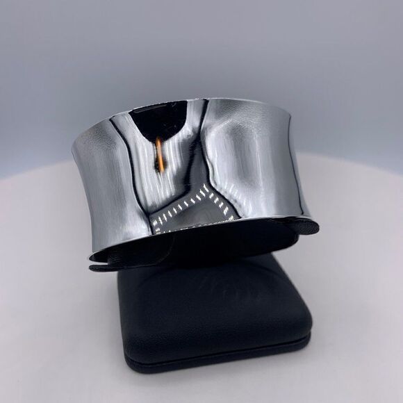 Cuff bracelet , stamped solid 925 silver, mirror finish,1 inch width, new - Picture 1 of 16